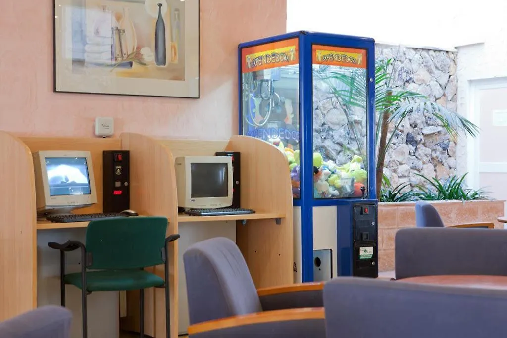 Planet Hotels One El Arenal